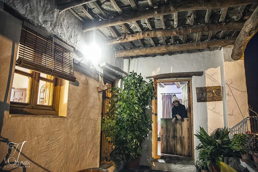 Casa De La Fuente Villa Bubion Spain
